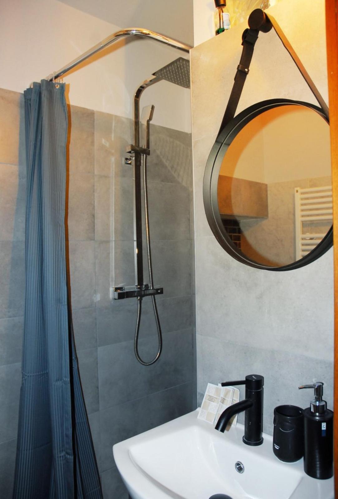 Publiohouse23 Hotel Sulmona Buitenkant foto